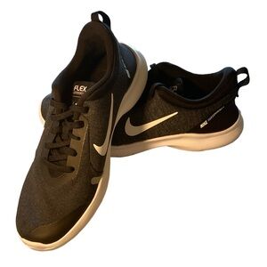 Nike Flex Experience 8 Women’s Sneakers Charcoal Grey Size 7 Great Condition!